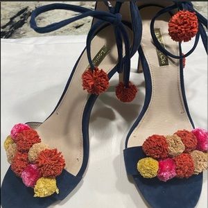 Louise et Cie Size 6.5 Adorable Pom Pom Sandal! Cutest sandals ever!!